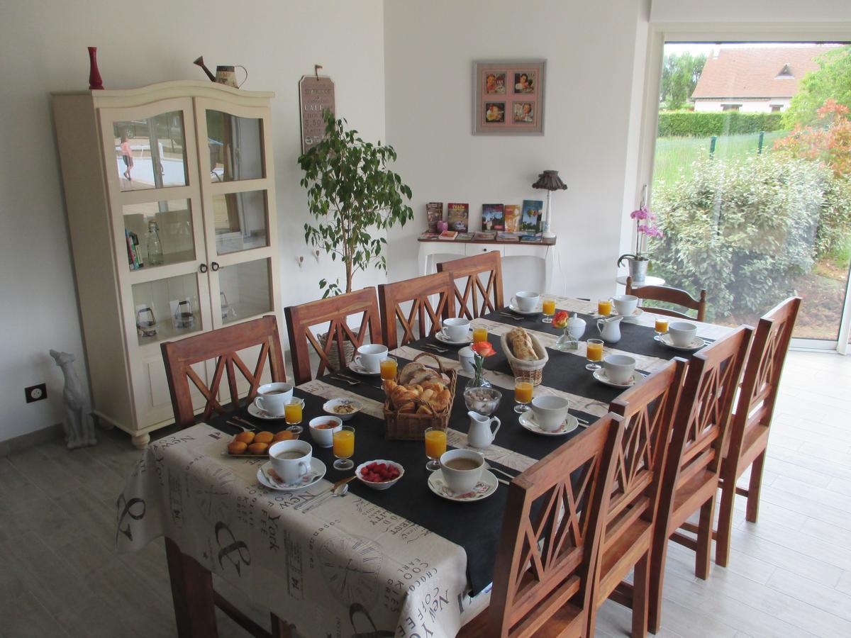 Les Abris Du Chateau Mer ภายนอก รูปภาพ